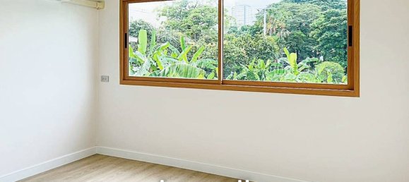 4 bedrooms Bungalow in Bangkok, Thailand No. 14353 11