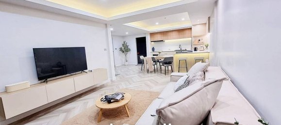 4 bedrooms Bungalow in Bangkok, Thailand No. 14353 5