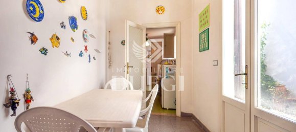 5 bedrooms Villa in Viareggio, Italy No. 325576 7