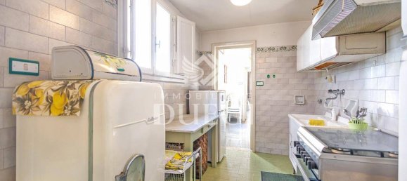 5 bedrooms Villa in Viareggio, Italy No. 325576 8