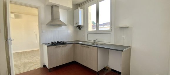 3 Schlafzimmer Villa in Boe, France, Nr. 97607 2