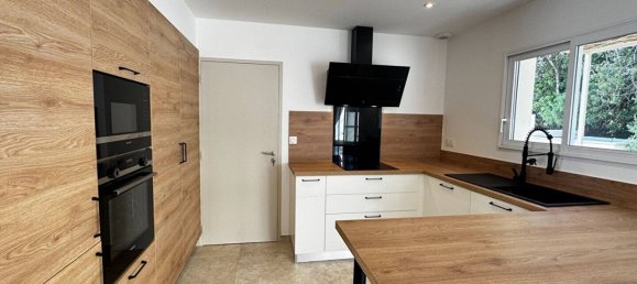 3 Schlafzimmer Villa in Carpentras, France, Nr. 361038 4