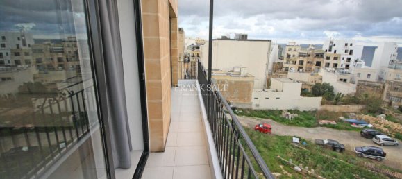 3 bedrooms Apartment in Saint Julian's, Malta No. 9739 3