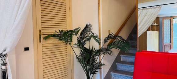 7 rooms Apartment in Livorno, Italy No. 43479 28