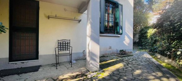 7 rooms Apartment in Livorno, Italy No. 43479 43