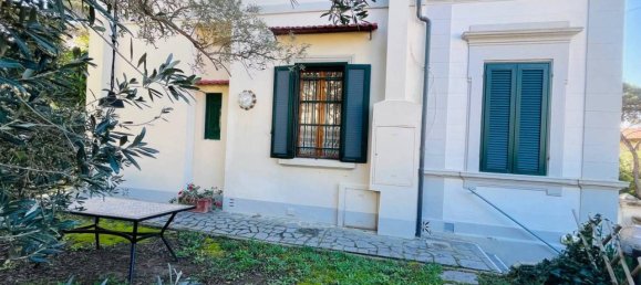 7 rooms Apartment in Livorno, Italy No. 43479 41