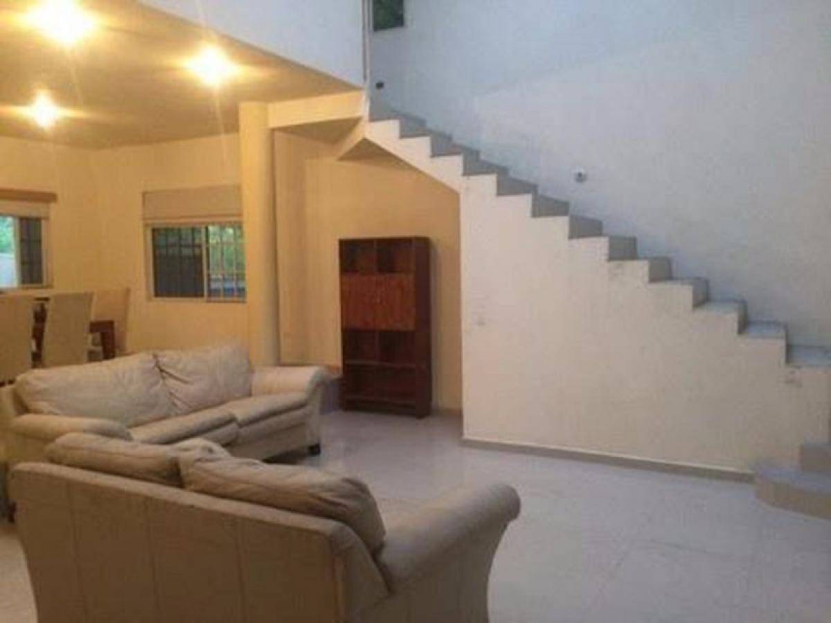 Дом с 4 спальнями в Нуэво Леон, Мексика № 177701