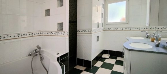 3 Schlafzimmer Haus in La Brede, France, Nr. 294633 16