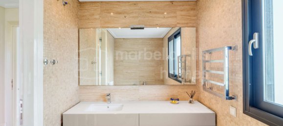 Villa de 6 dormitorios en Marbella, Spain No. 99454 11