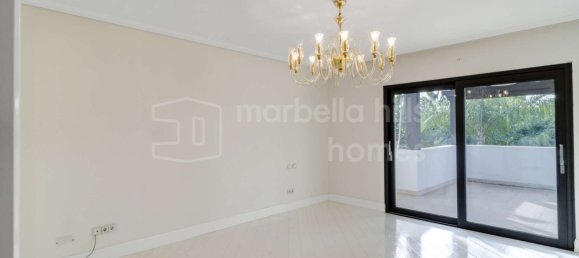 Villa de 6 dormitorios en Marbella, Spain No. 99454 17