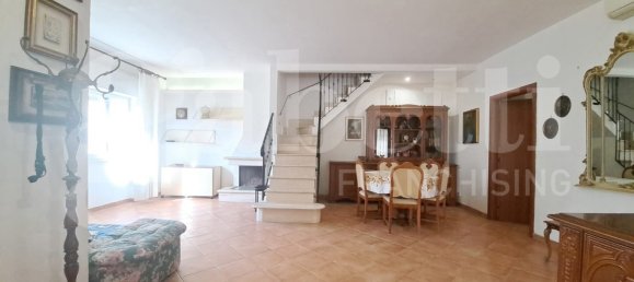 6 Schlafzimmer Villa in Ardea, Italy, Nr. 57954 16