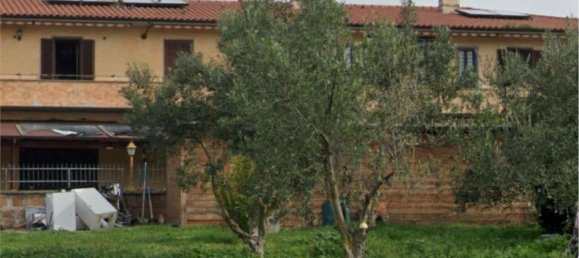 4 rooms Apartment in Vetralla, Italy No. 197403 3