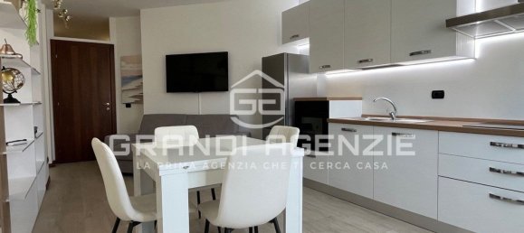 Studio in Verona, Italy No. 284749 2