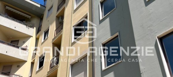 Studio in Verona, Italy No. 284749 16