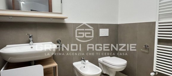 Studio in Verona, Italy No. 284749 13