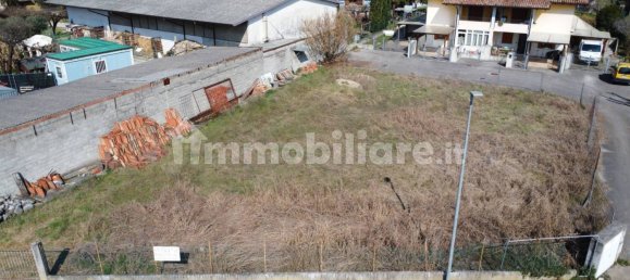  قطعة أرض في Udine, Italy 954متر مربع رقم 12768 2