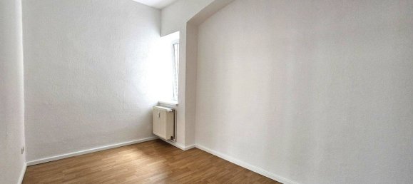 2 rooms Apartment in Mitte, Germany No. 220409 3