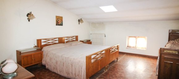 4 bedrooms House in Negrar, Italy No. 128010 7