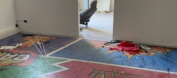 466m² Warehouse in Tradate, Italy No. 206254 12