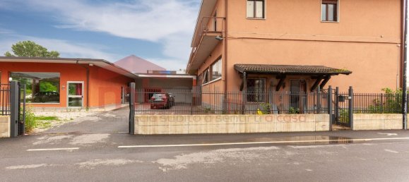 466m² Warehouse in Tradate, Italy No. 206254 7