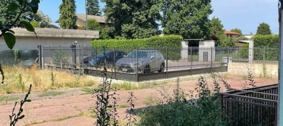 466m² Warehouse in Tradate, Italy No. 206254 19