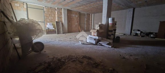 3 Schlafzimmer Wohnung in Caivano, Italy, Nr. 375838 4