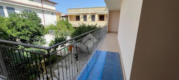3 Schlafzimmer Wohnung in Caivano, Italy, Nr. 375838 10