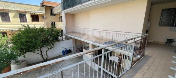 3 Schlafzimmer Wohnung in Caivano, Italy, Nr. 375838 9
