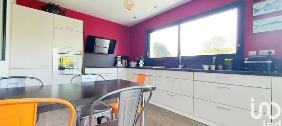 5 bedrooms House in Ploeren, France No. 193239 7