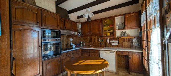 6 bedrooms House in Agde, France No. 193031 6