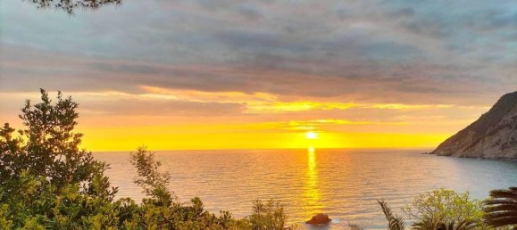 4 bedrooms Villa in Framura, Italy No. 273977 18