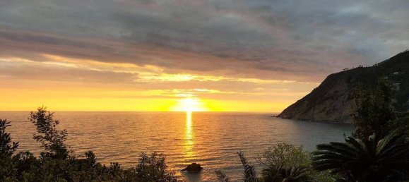 4 bedrooms Villa in Framura, Italy No. 273977 19