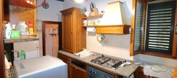 2 chambres Appartement à Bucine, Italy No. 290918 3