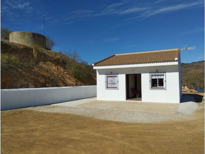 2 Schlafzimmer Haus in Pinares de San Anton, Spain, Nr. 227094