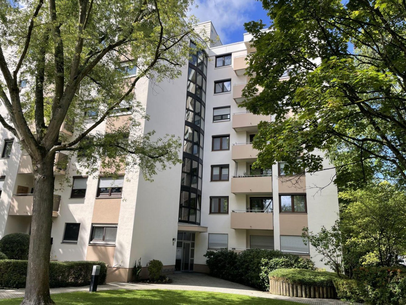 4 rooms Apartment in Nuremberg, Germany No. 309058