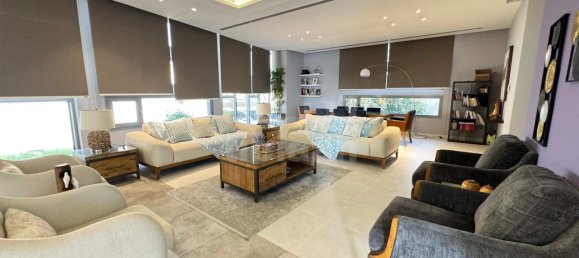 8 Schlafzimmer Villa in As Sib, Oman, Nr. 126 4