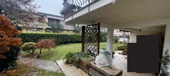 7 rooms Apartment in Montebelluna, Italy No. 206389 8