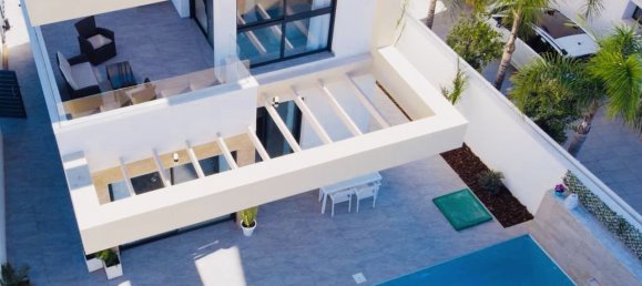 Villa de 3 dormitorios en Los Montesinos, Spain No. 11252 7