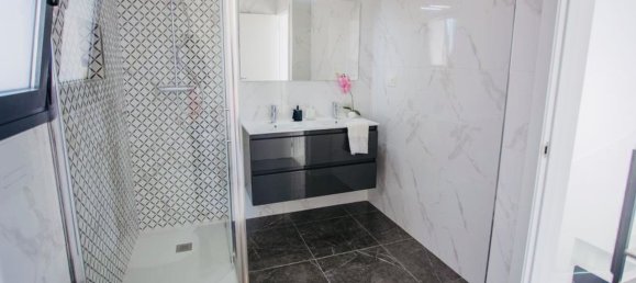 Villa de 3 dormitorios en Los Montesinos, Spain No. 11252 10