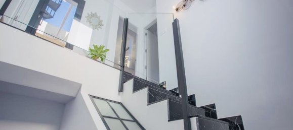 Villa de 3 dormitorios en Los Montesinos, Spain No. 11252 3