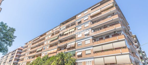 4 bedrooms Apartment in Rome, Italy No. 321591 20