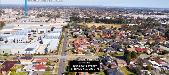 3 bedrooms House in Springvale, Australia No. 355 18