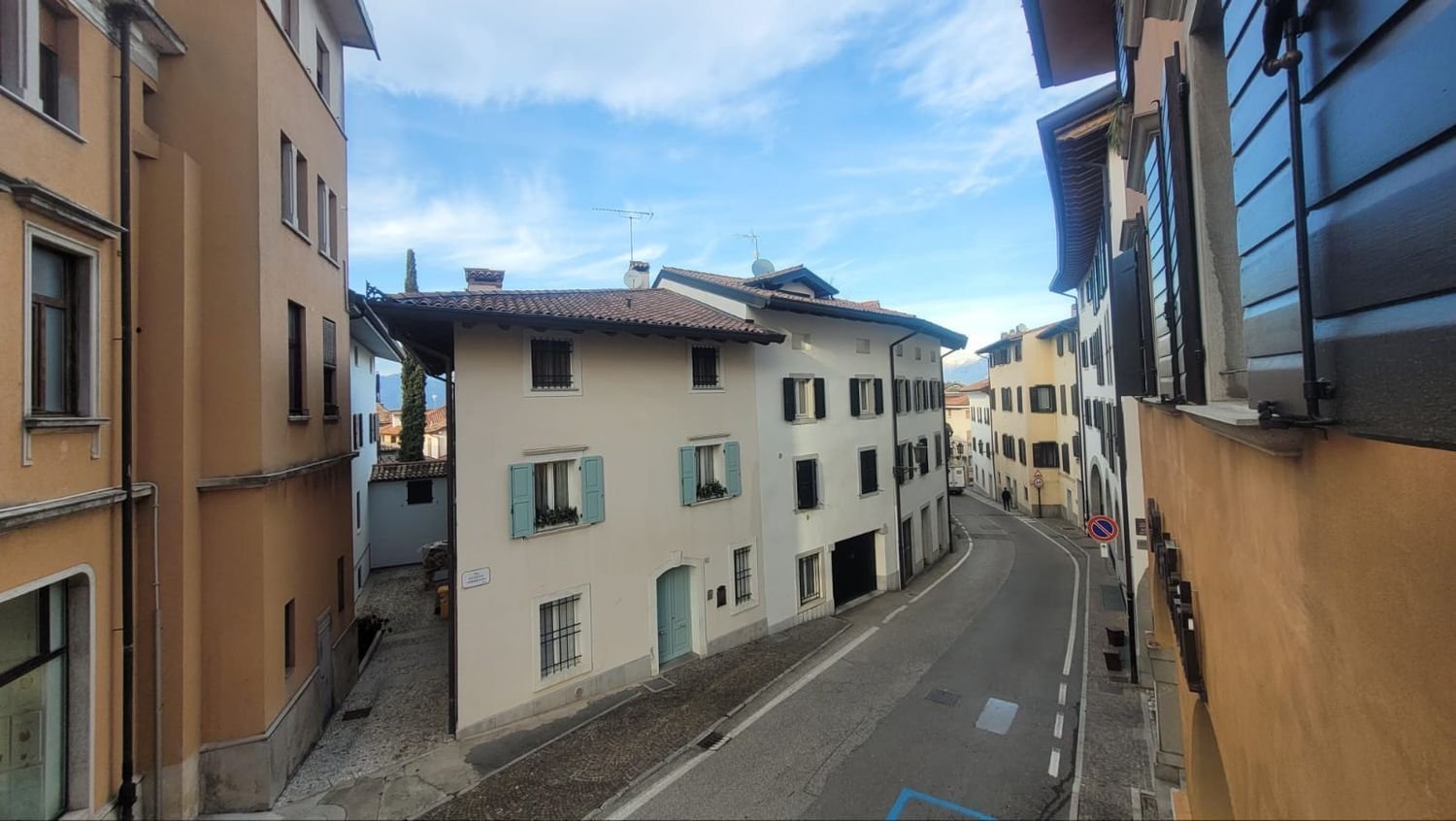 Apartamento de 3 divisões em Udine, Italy N.º 20957