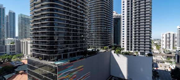 3 Schlafzimmer Gewerbliche Immobilien in Miami, USA, Nr. 615554 12