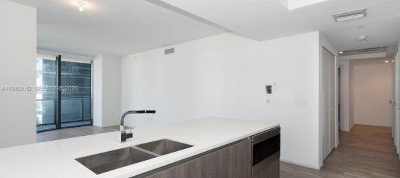 3 Schlafzimmer Gewerbliche Immobilien in Miami, USA, Nr. 615554 23