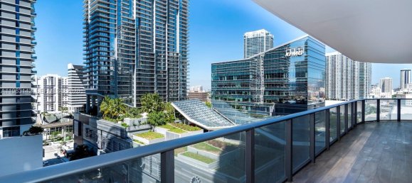 3 Schlafzimmer Gewerbliche Immobilien in Miami, USA, Nr. 615554 21