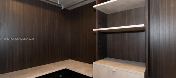 3 Schlafzimmer Gewerbliche Immobilien in Miami, USA, Nr. 615554 3