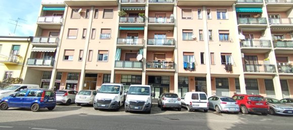 2-Zimmer Wohnung in Cinisello Balsamo, Italy, Nr. 287568 3