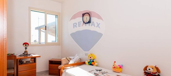 Квартира с 3 спальнями в Санта Кроче Камерина, Италия № 61999 10