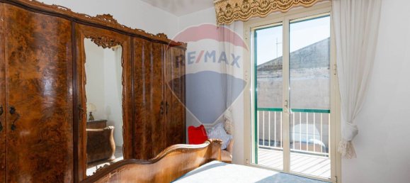 Квартира с 3 спальнями в Санта Кроче Камерина, Италия № 61999 8